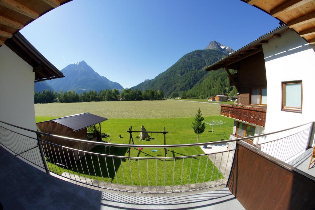 Apartments Bauernhof Dismasn Hof 란켄펠트 객실 사진
